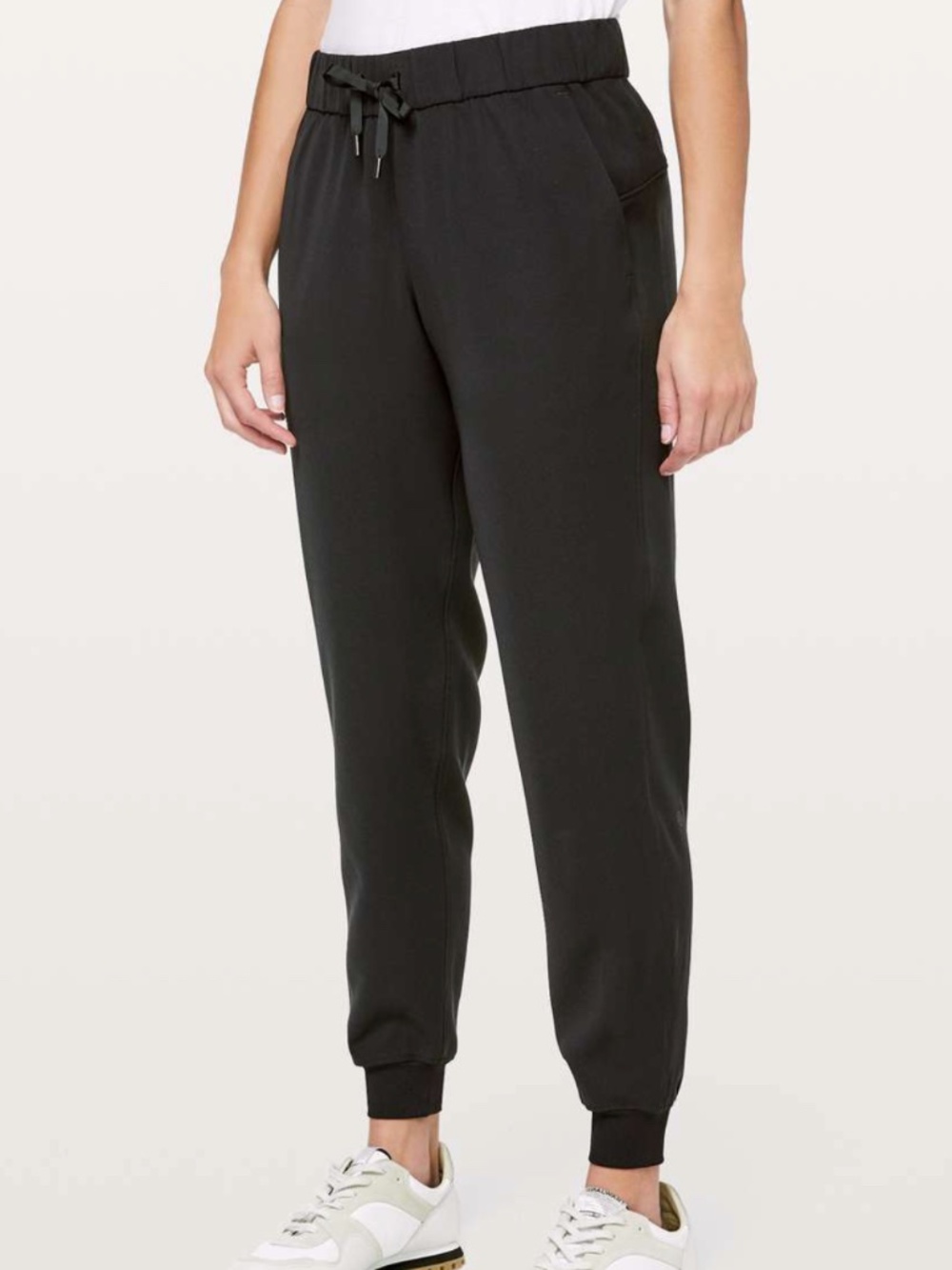 Lululemon On The Fly Jogger 28” Black Size 6